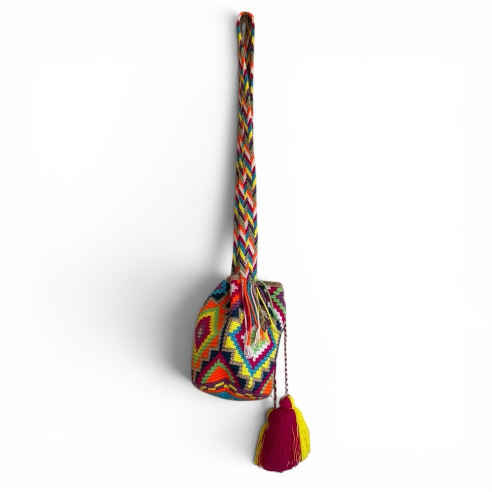 Southwestern Wayuu Mochila Handwoven Boho Bucket Bag Geometric Tassel Crossbody - Picture 6 of 9
